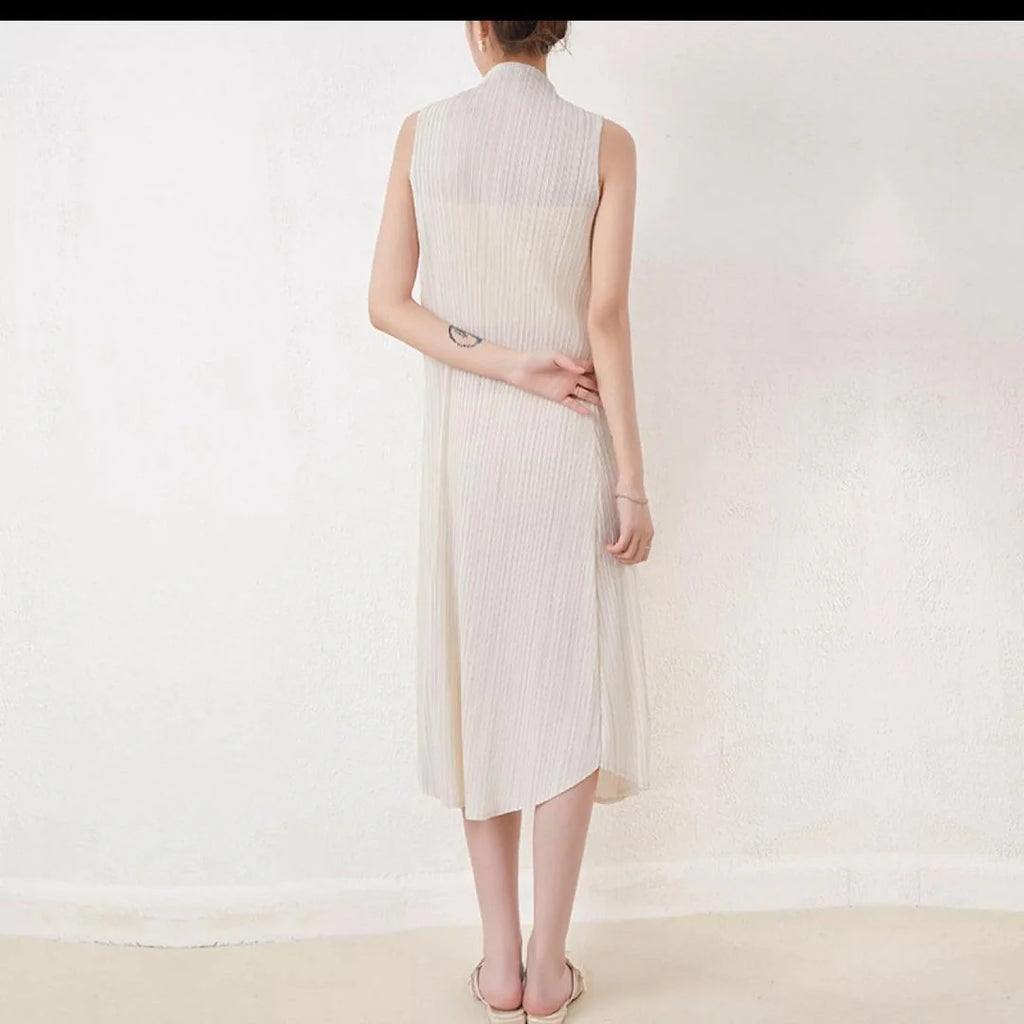 Lily Pleated Dress
