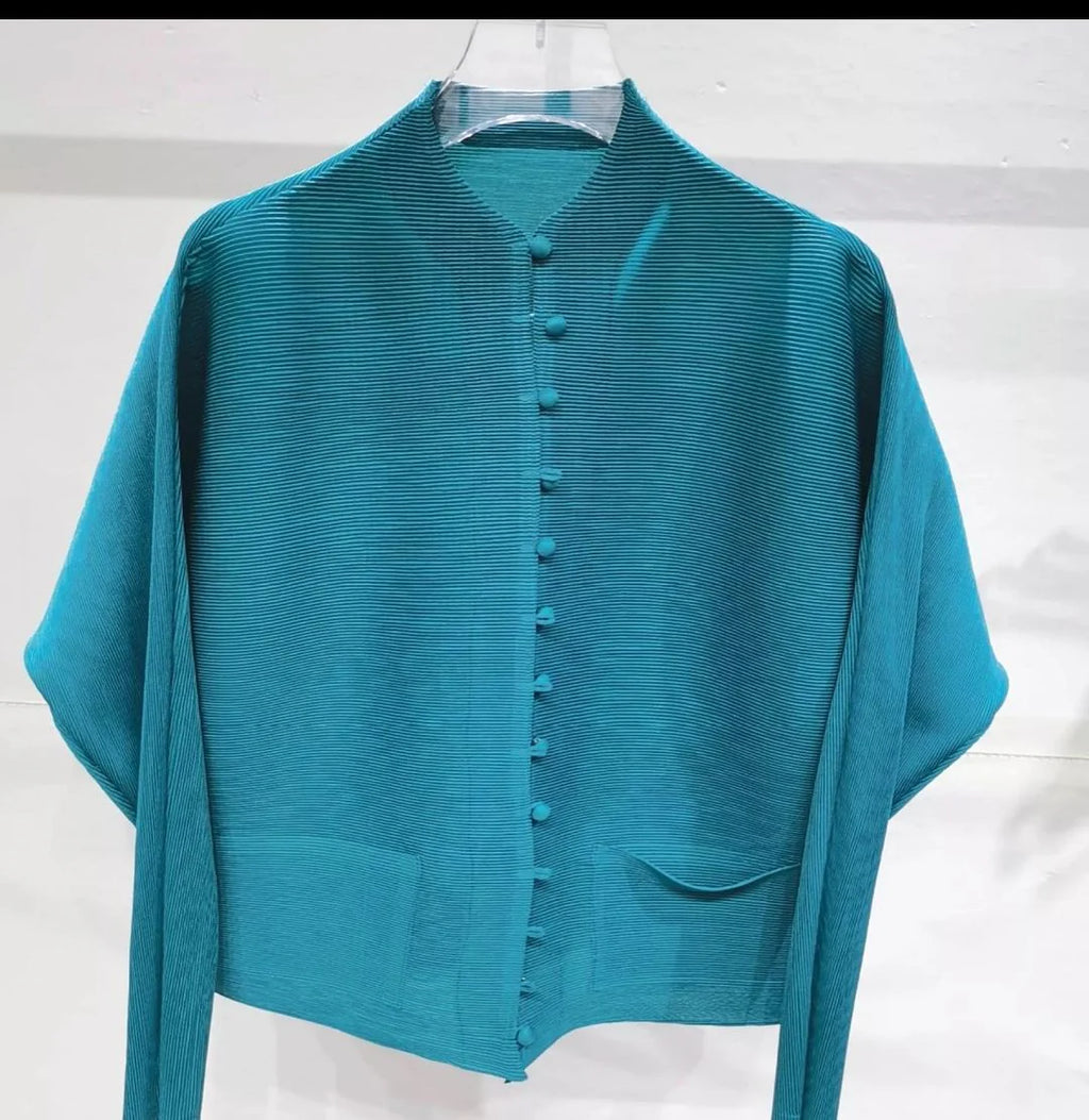 Gilla Pleated Top/Coat