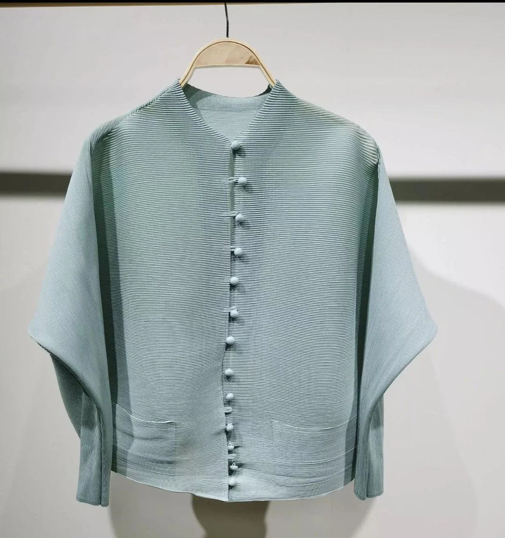 Gilla Pleated Top/Coat