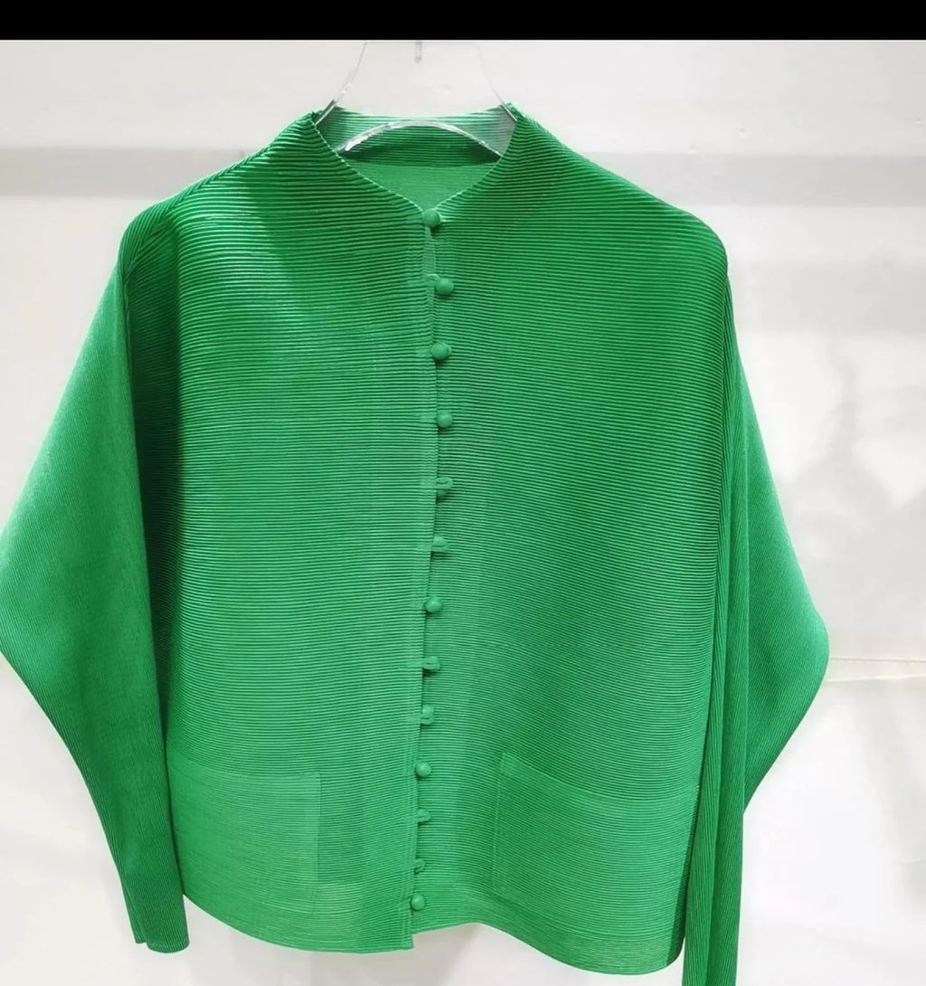 Gilla Pleated Top/Coat