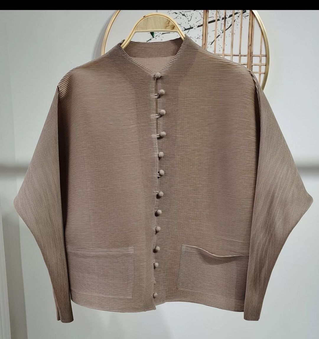 Gilla Pleated Top/Coat