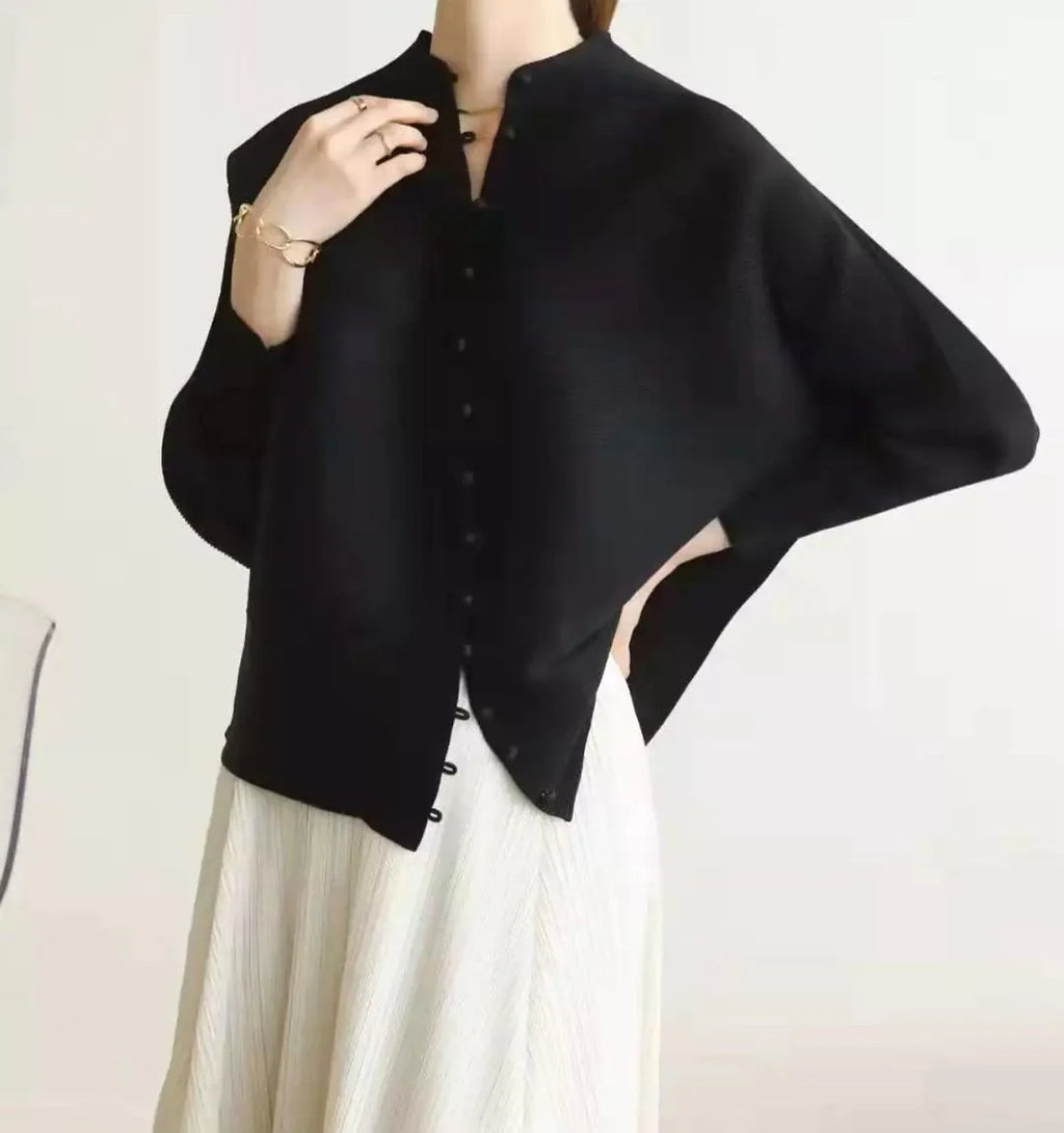 Gilla Pleated Top/Coat