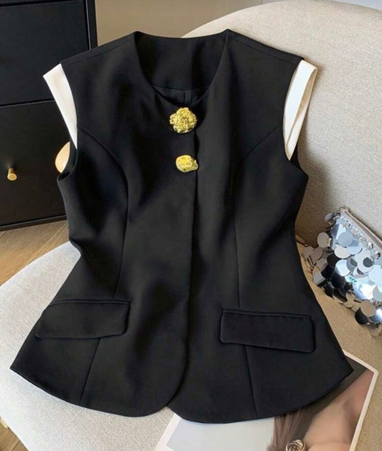 Julianne Top
