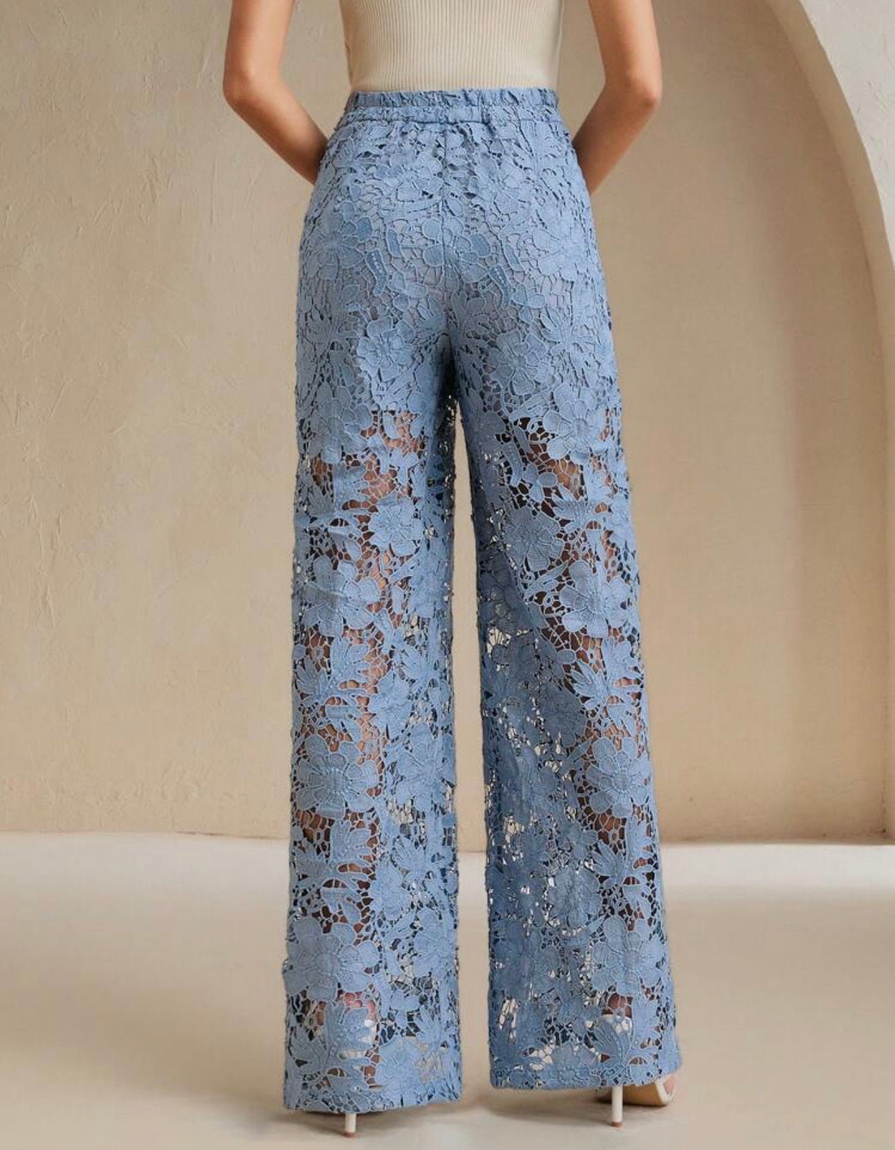 Aves Pants