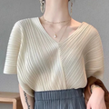 Ecla Pleated Top